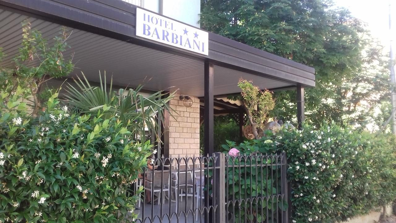 Hotel Barbiani Rímini Exterior foto
